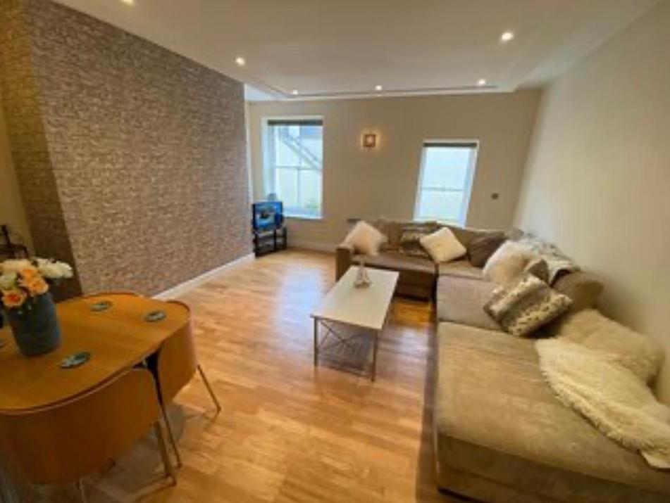 Easby Breakaways - **Modern Apartment 5 Mins From South Bay, Scarborough** Luaran gambar